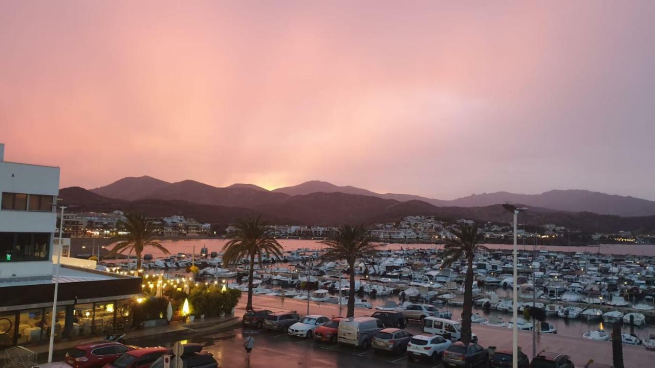 דירות Port De Llanca , La Miranda מראה חיצוני תמונה